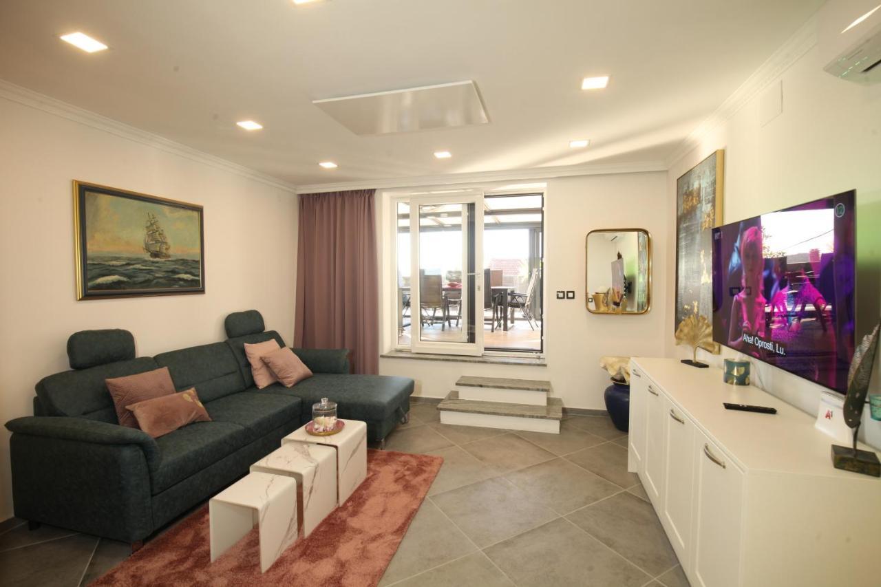 Luxurious Seaview Apartment Sibenik Luaran gambar