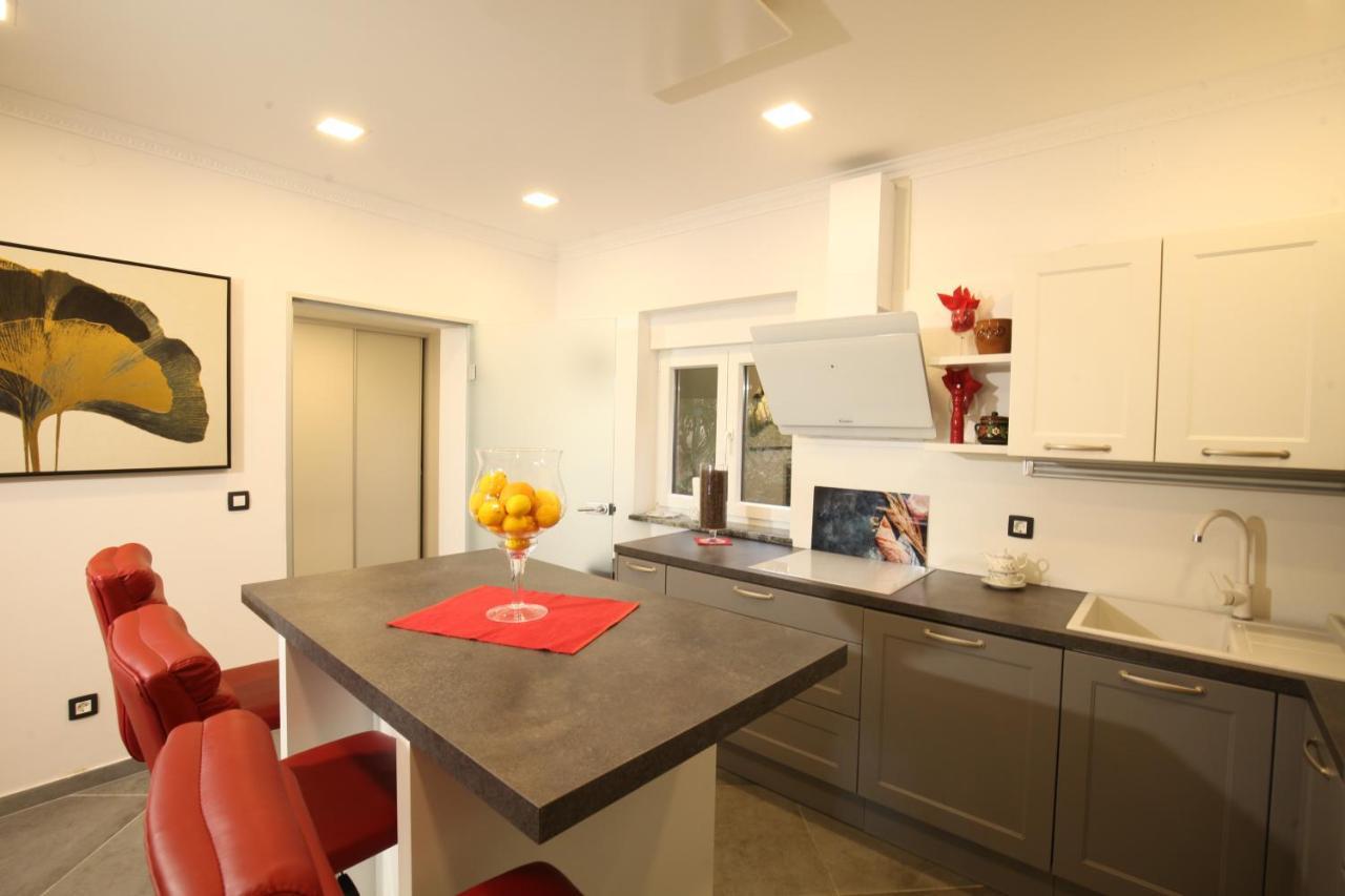 Luxurious Seaview Apartment Sibenik Luaran gambar