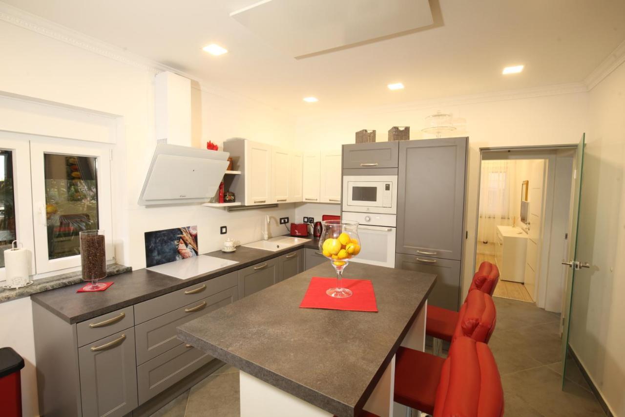 Luxurious Seaview Apartment Sibenik Luaran gambar
